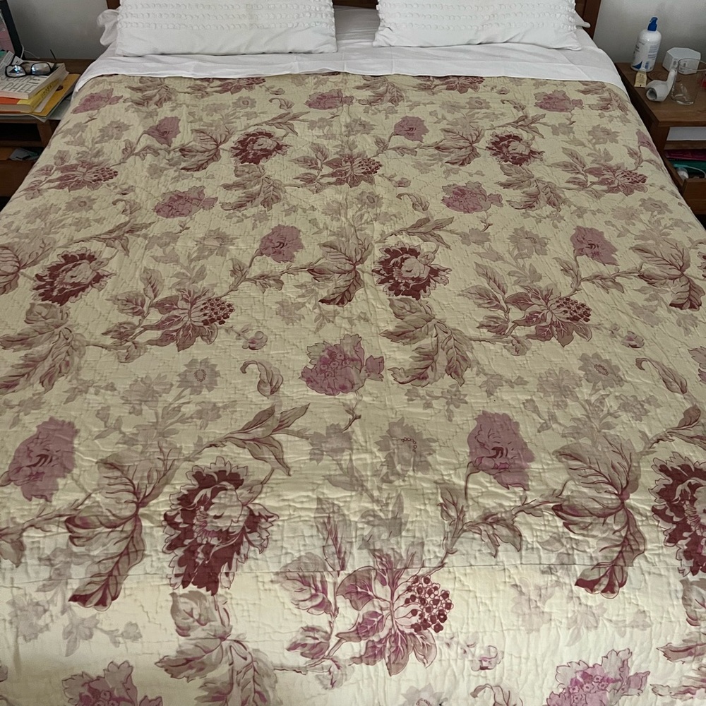 Queen CottonReversible Floral/ Stripe  Bedspread / Quilt by Fashion On Fifth
